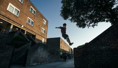 Freerunning i parkour: sztuka latania po mieście