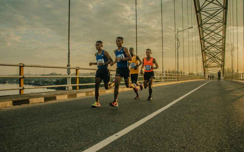 Plan treningowy na półmaraton dla średnio zaawansowanych (12 tygodni)