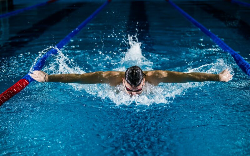 Trening uzupełniający biegacza: bieganie a inne sporty
